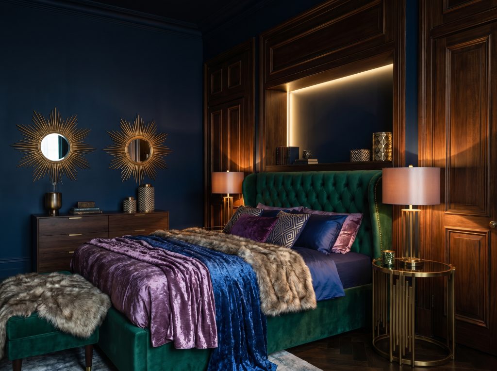 Moody & Luxe Vibes